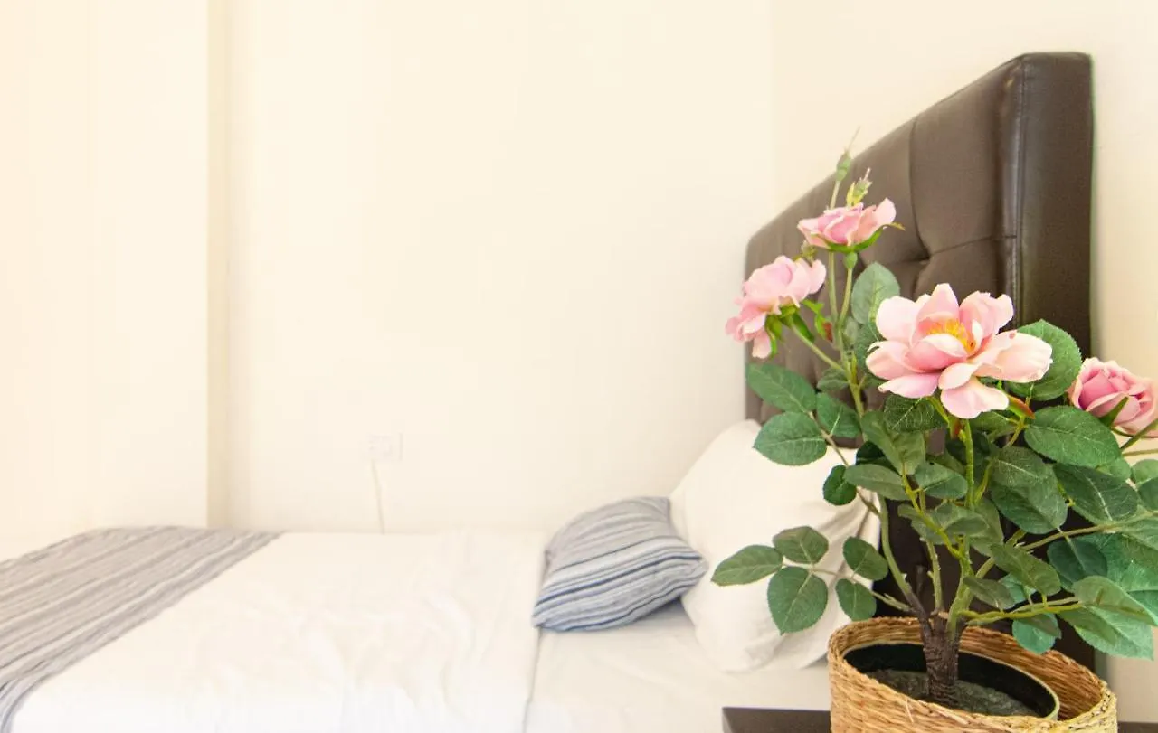 אדחה Luxury 3 Bedroom Apartment With Sea View Solarium ספרד